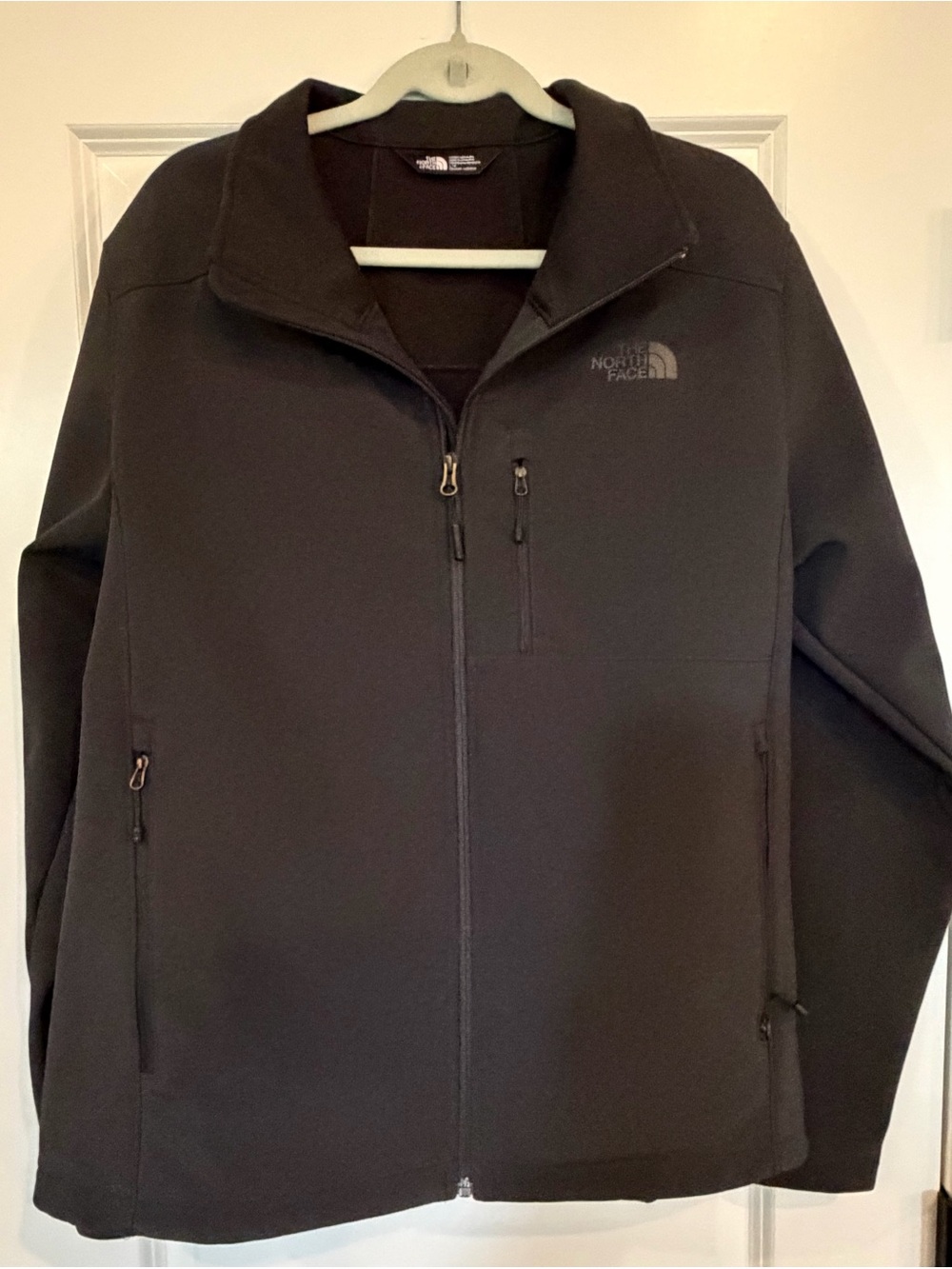 The North Face Men's Lightweight Full-Zip Jacket - Black